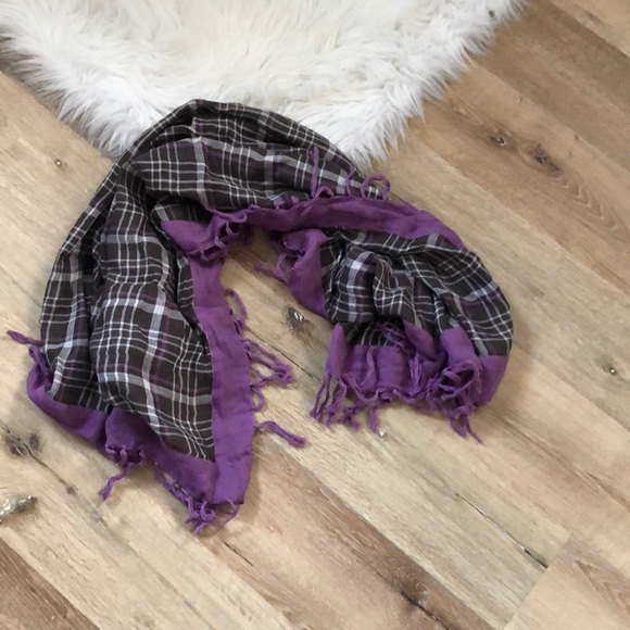 Gray & Purple Lightweight GAP Scarf/Face Covering - Picture 4 of 4